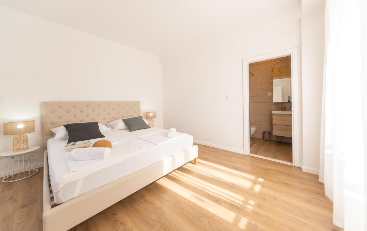 Seaside Apartma